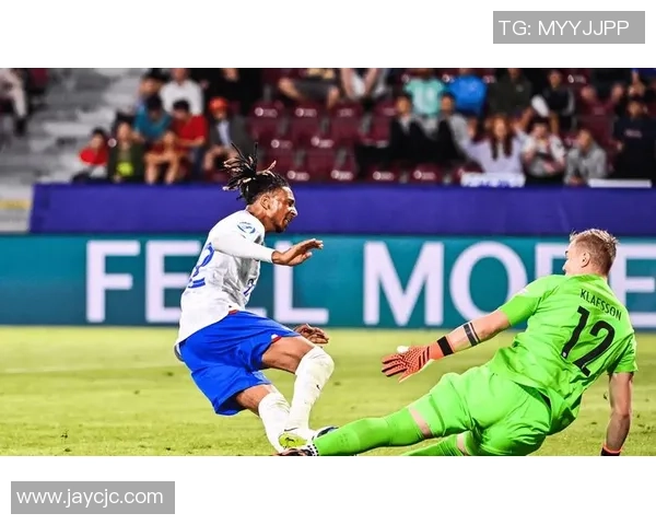 队报评选周末最佳法国阵容阿雷科内奥利塞助力球队胜利 队报评选周末最佳法国阵容阿雷科内奥利塞助力球队胜利